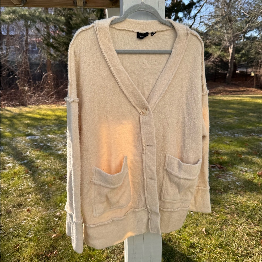URBAN OUTFITTERS cardigan